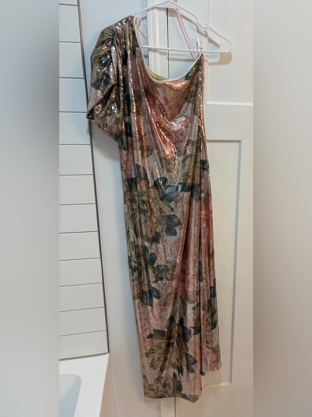 Anthropologie Sequin Floral Sheath Dress in Rose Gold and Green (Loose fit)
